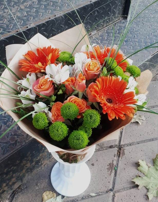 Букет цветов из: Герберы, Хризантемы, Альстромерии и Розы в Багане