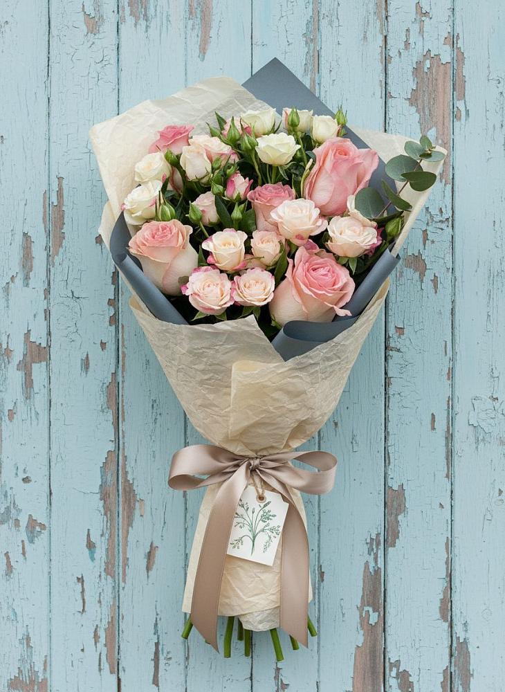 Букет цветов из: Розы в Багане