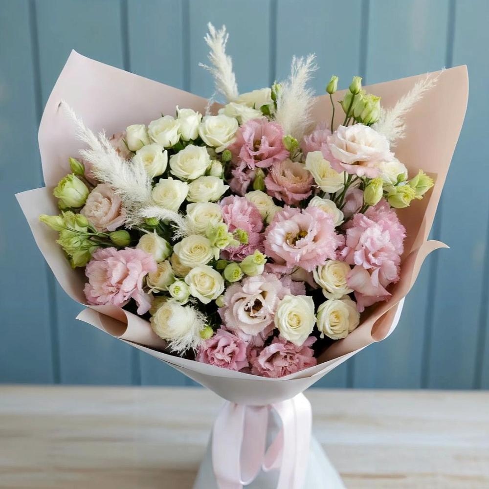 Букет цветов из: Альстромерии и Розы в Багане