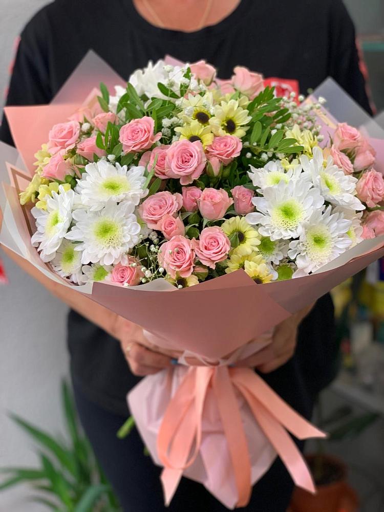 Букет цветов из: Розы и Хризантемы в Багане