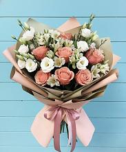 Букет цветов из:  Розы, Альстромерии и Лизиантусы в Багане