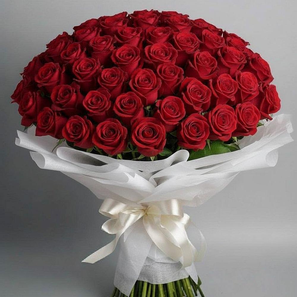 Букет 101 Красная роза Блэк Мэджик в Багане