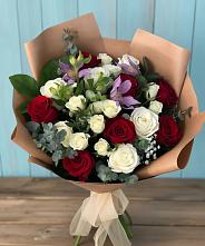 Букет цветов из:  Розы и Альстромерии в Багане