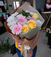 Букет цветов из:  Герберы, Розы и Хризантемы в Багане