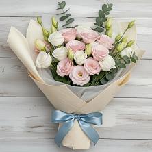 Букет цветов из:  Лизиантусы в Багане