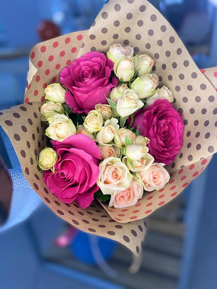 Букет цветов из: Розы в Багане