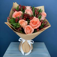 Букет цветов из:  Розы и Альстромерии в Багане