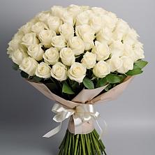 Букет 101 беля роза Белоснежка в Багане