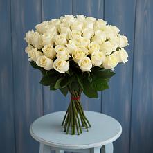 Букет 51 Белая роза Эдлесс Лав в Багане