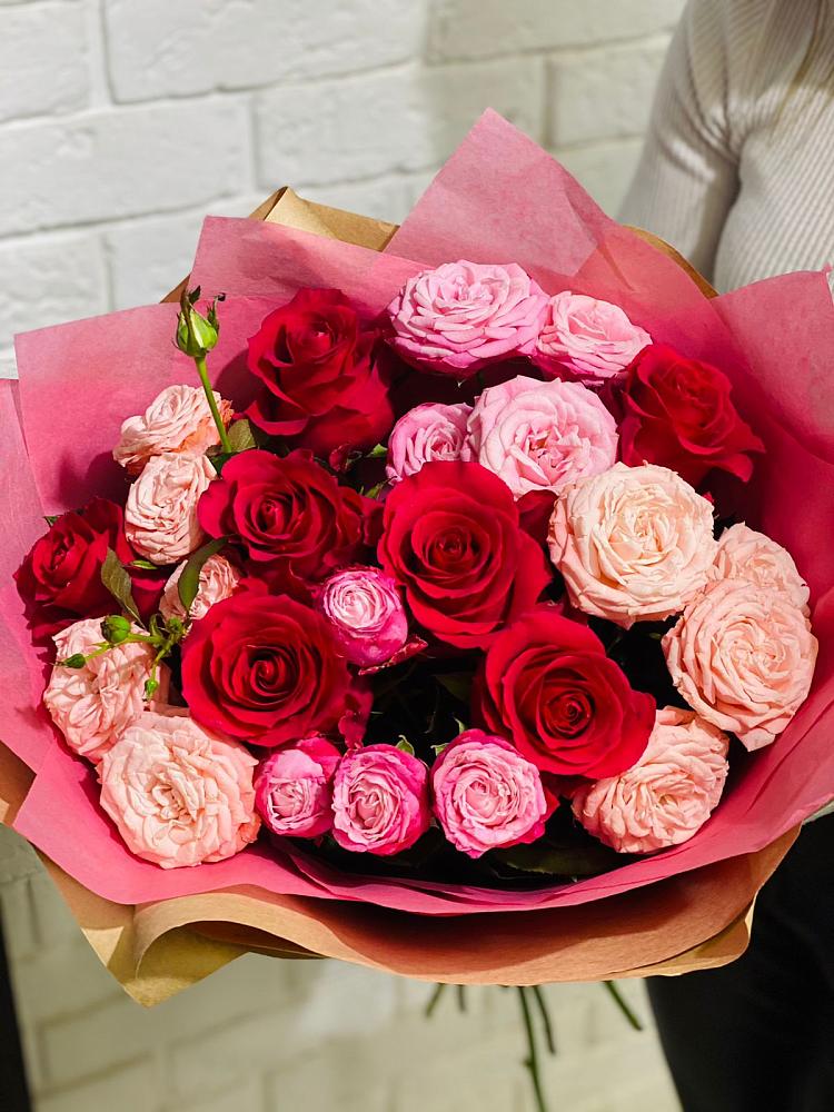 Букет цветов из: Розы в Багане