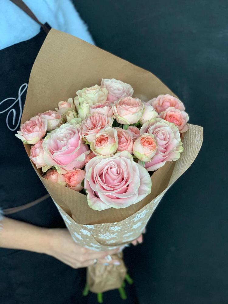 Букет цветов из: Хризантемы и Розы в Багане