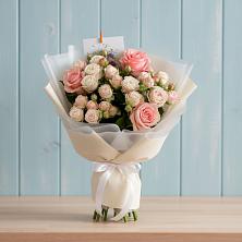 Букет цветов из:  Розы в Багане