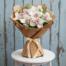 Букет цветов из:  Орхидеи и Розы в Багане