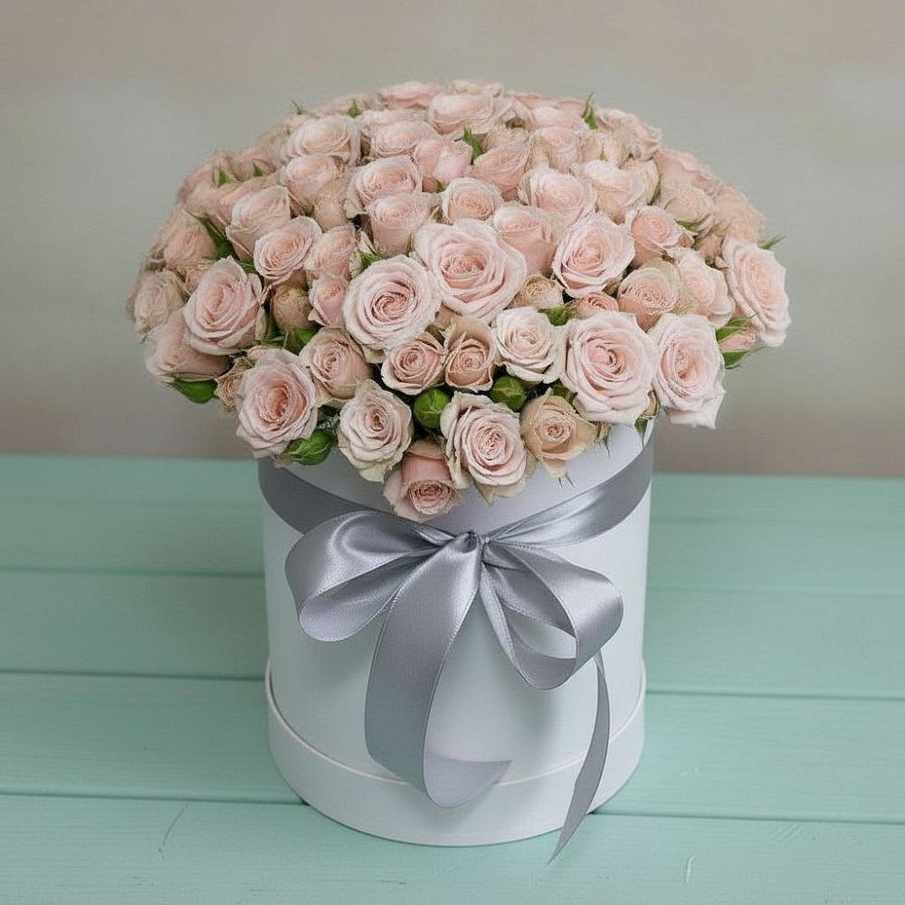 Цветочная композиция из Розы в шляпной коробке в Багане